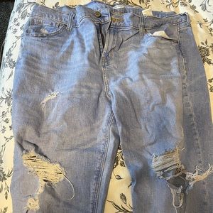 Women’s boyfriend jeans
